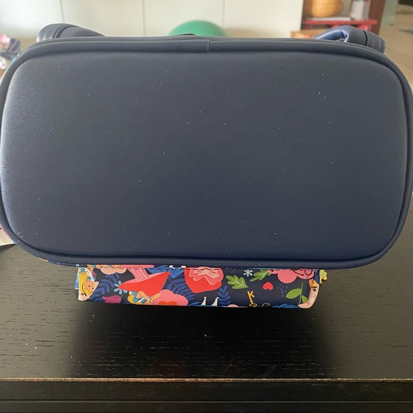 NWT Loungefly X LASR Disney Alice in Wonderland Golden Afternoon Mini Backpack - Picture 5 of 11